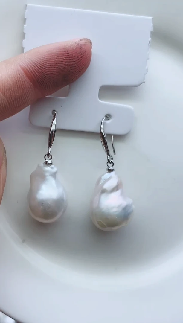 【闪购商品】淡水珍珠颈饰钛钢1