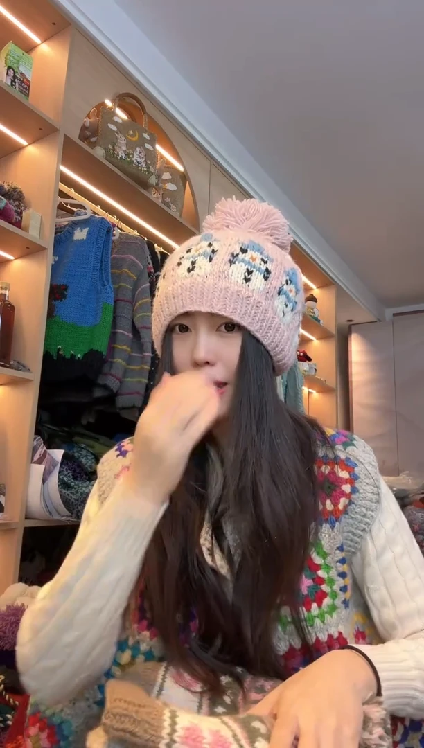 羊毛粉色雪人帽