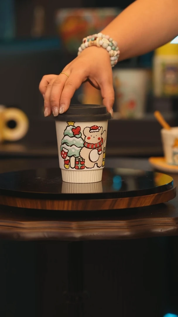 【闪购商品】摆件景德镇釉下彩绘设计师款陶瓷