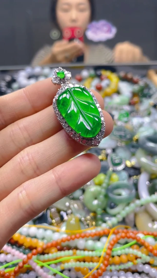 颈饰未镶嵌翡翠多样性择优发货