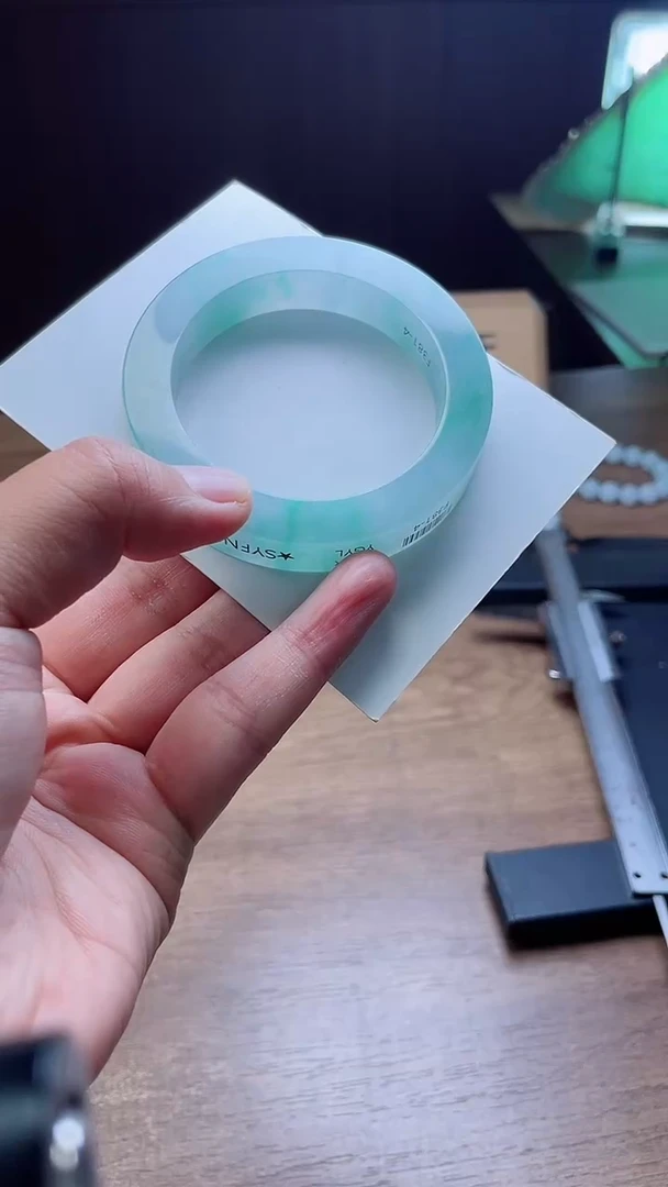 定制翡翠手镯未镶嵌闽**人定制