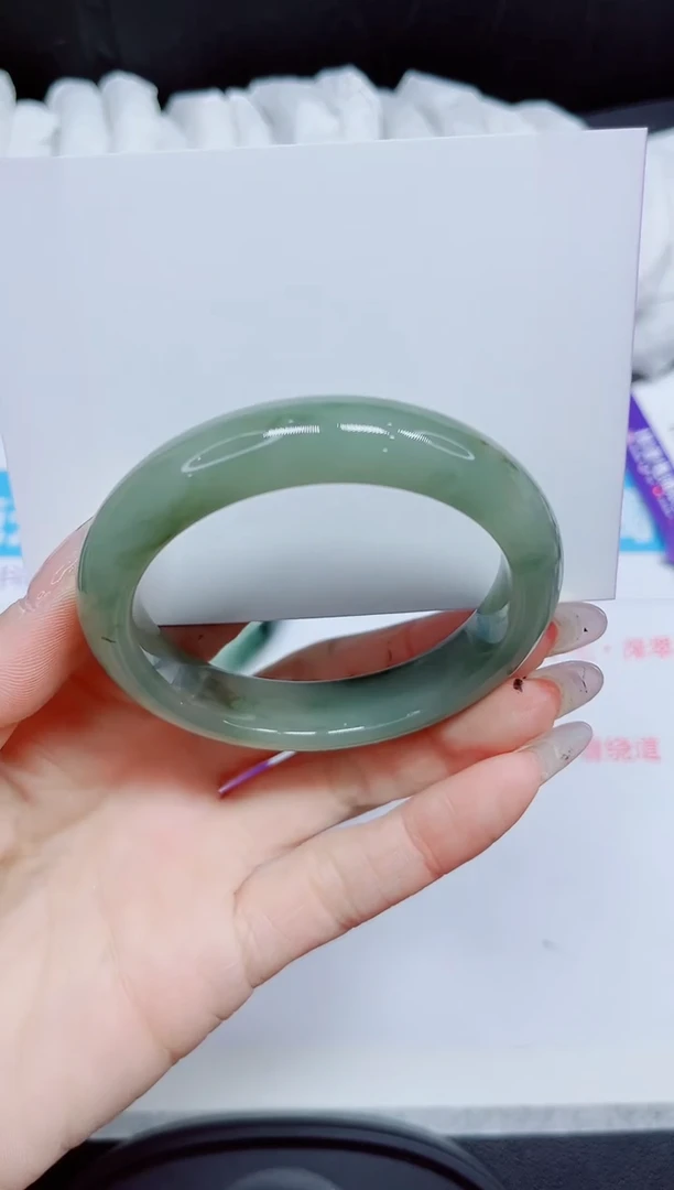 石英质玉手镯未镶嵌285