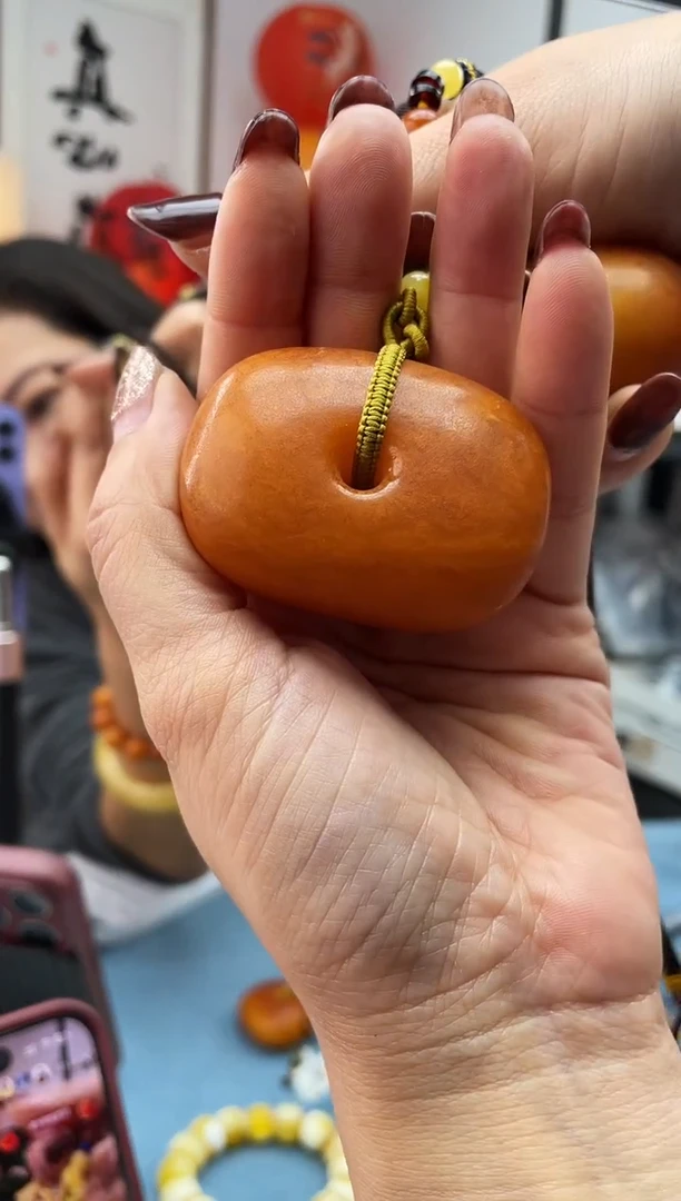 【闪购商品】琥珀珠宝奇石未镶嵌324 发一件