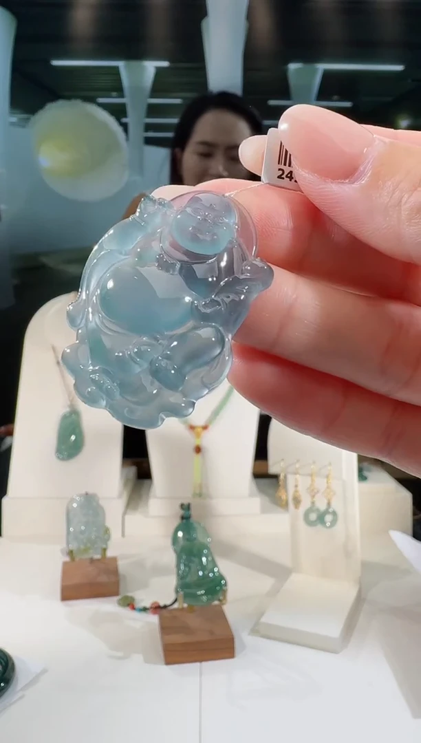 翡翠未镶嵌吊坠(不含链)佛多样性发一