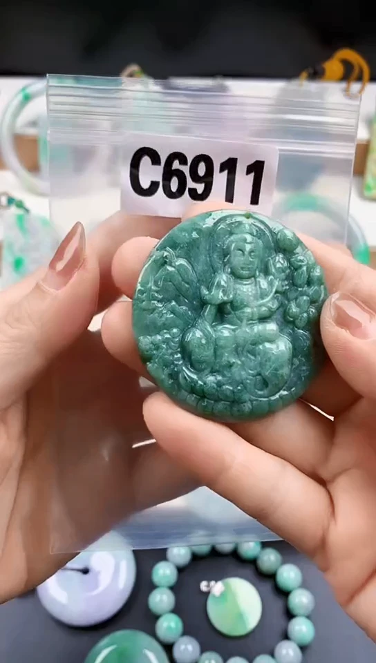 颈饰未镶嵌翡翠天然翡翠吊坠挂件