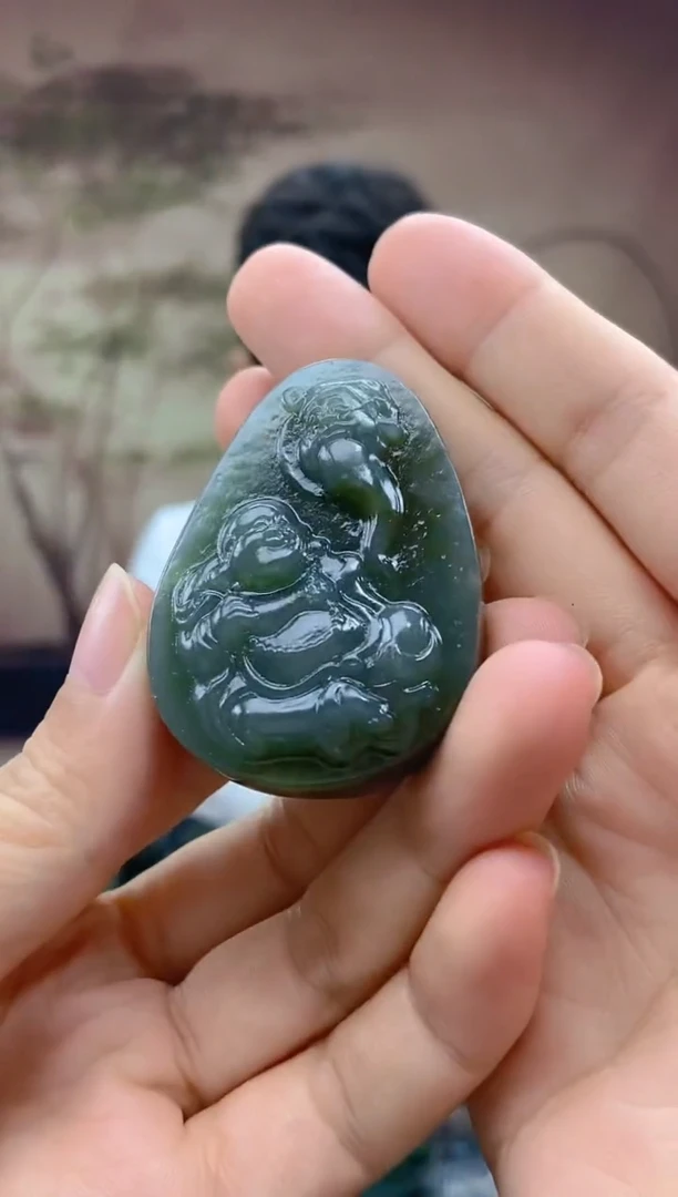 颈饰未镶嵌和田玉1