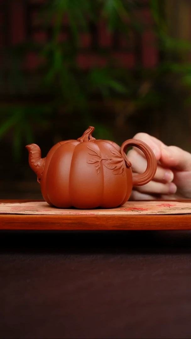 茶壶紫砂南瓜 朱泥 吴卫兰