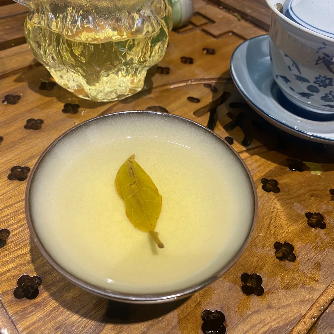 【哀牢山秘境 古树】2017年普洱茶生茶  散茶