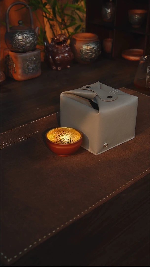 陶朱泥鎏金主人杯