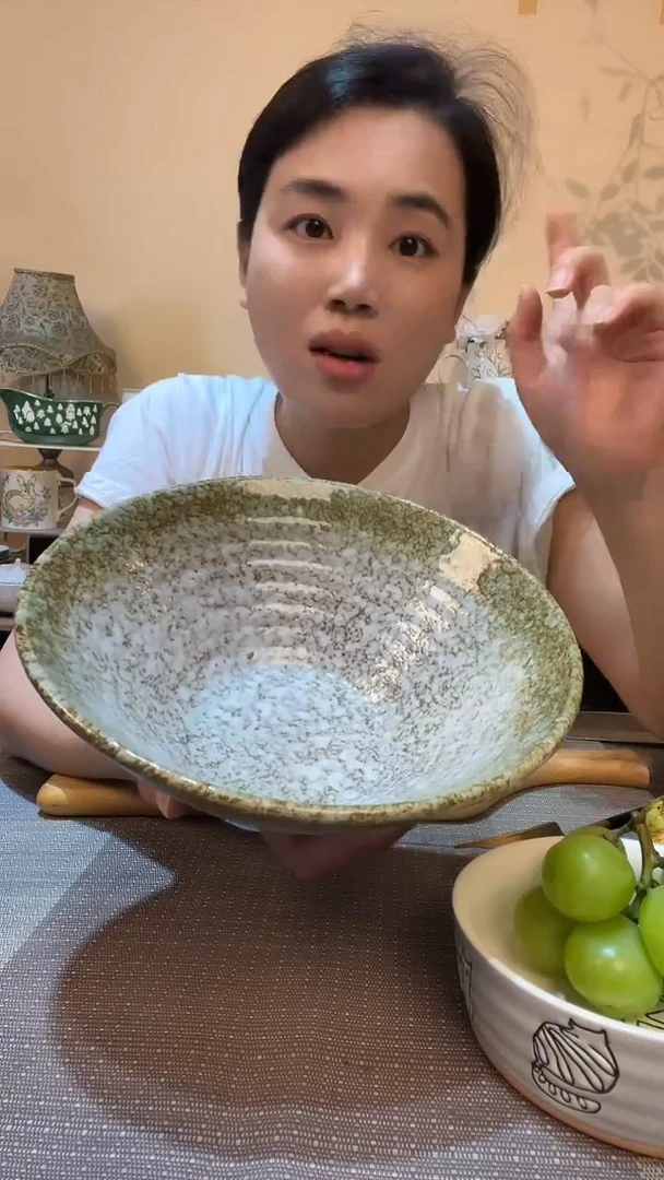瓷片8.5英寸碗  介意勿拍