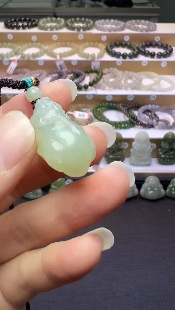 颈饰未镶嵌和田玉50号链接多样性发一约29*16*11mm有包容