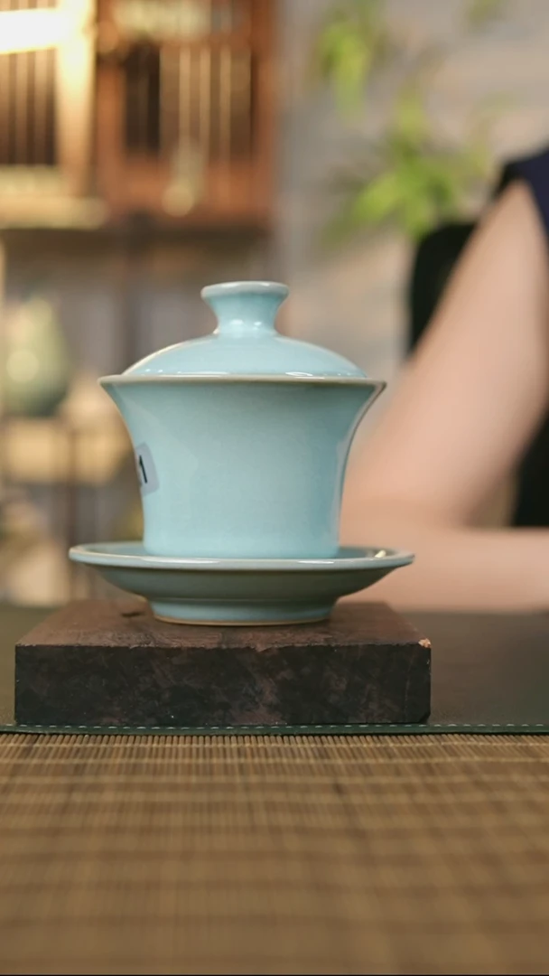 杯子微瑕三才圈足马蹄盖碗赵琳