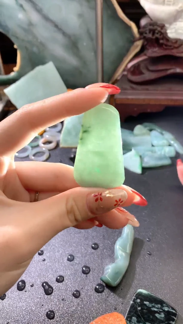 未镶嵌挂件翡翠天然缅甸翡翠A货