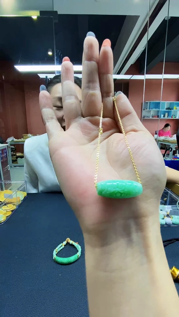 颈饰未镶嵌翡翠翡翠吊坠