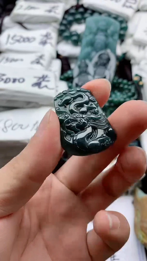 翡翠未镶嵌颈饰888888888