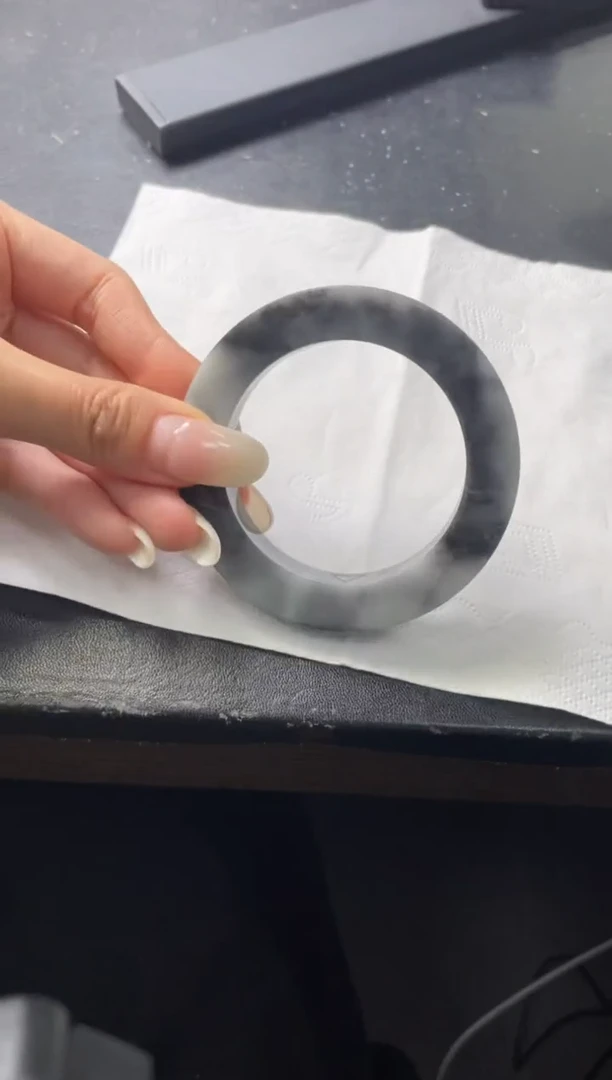 【闪购商品】定制翡翠手镯未镶嵌手镯DDH/发一件