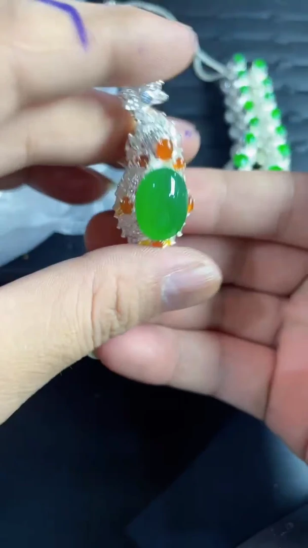 未镶嵌定制翡翠纯天然翡翠A货