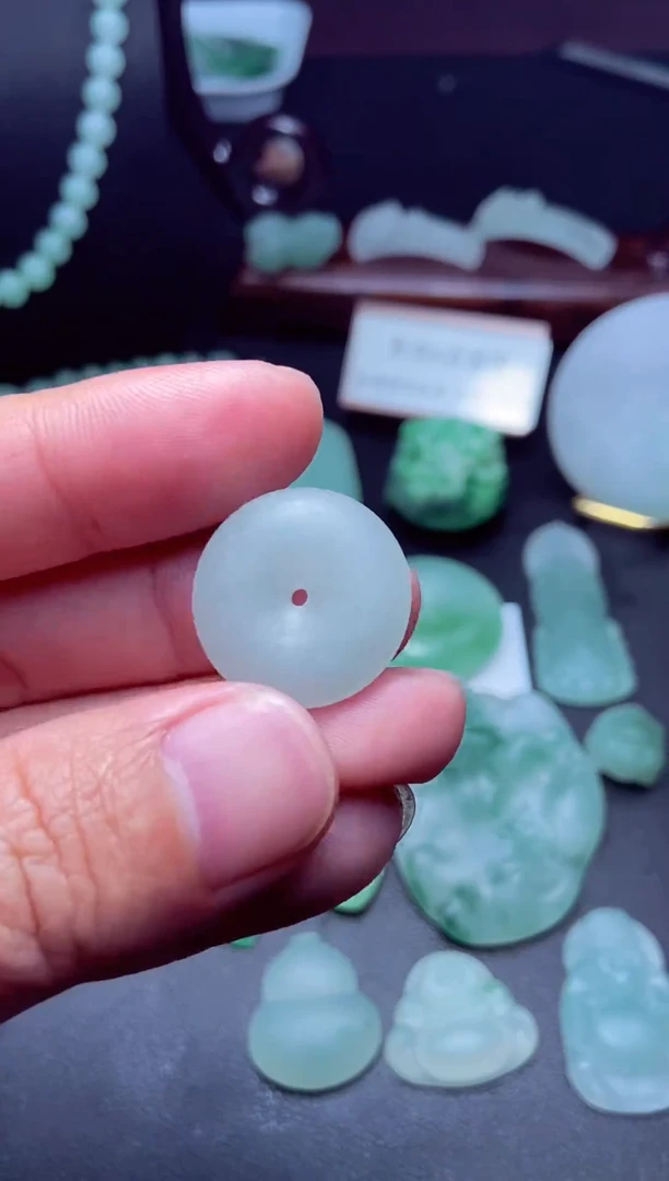 未镶嵌定制翡翠a货翡翠