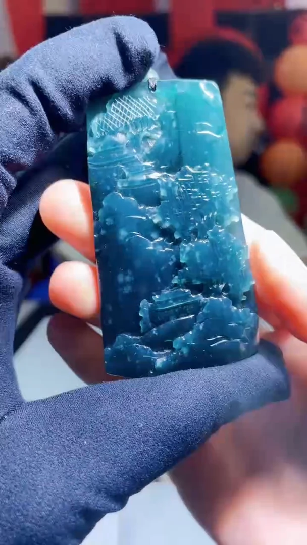 【闪购商品】翡翠吊坠(不含链)未镶嵌Q21