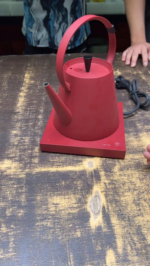 汲需煮水壶 （红色）