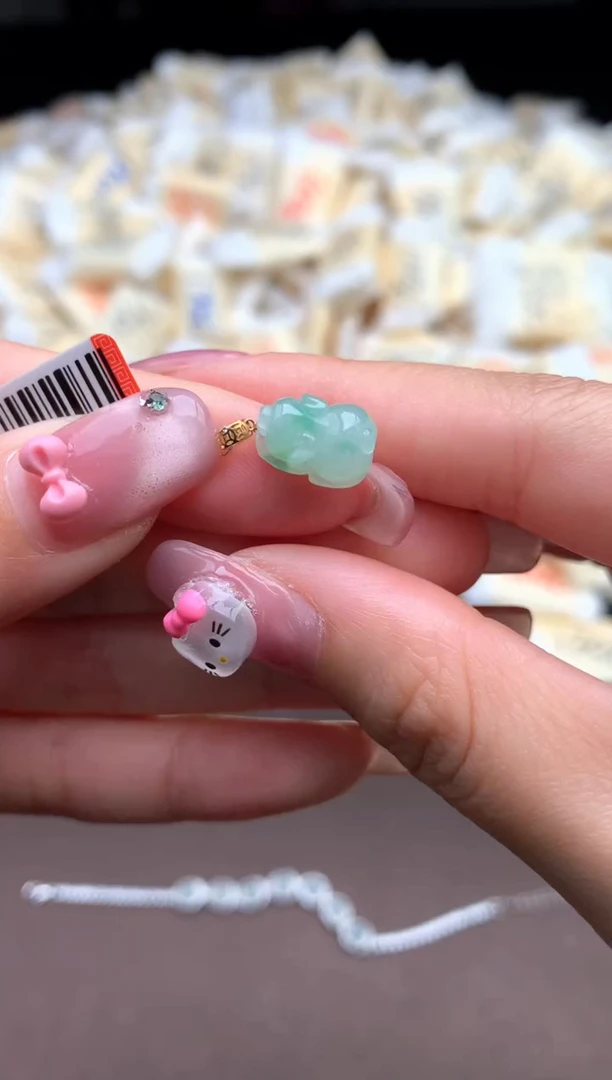 【闪购商品】翡翠挂件18K金镶嵌一