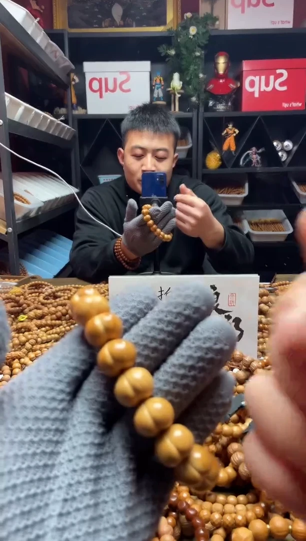 手串猴头核桃N****?001 屁桃 猴头手串 包玩红毕业 性价比