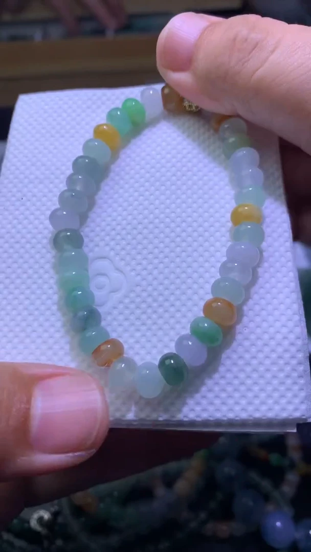 未镶嵌定制翡翠毛货