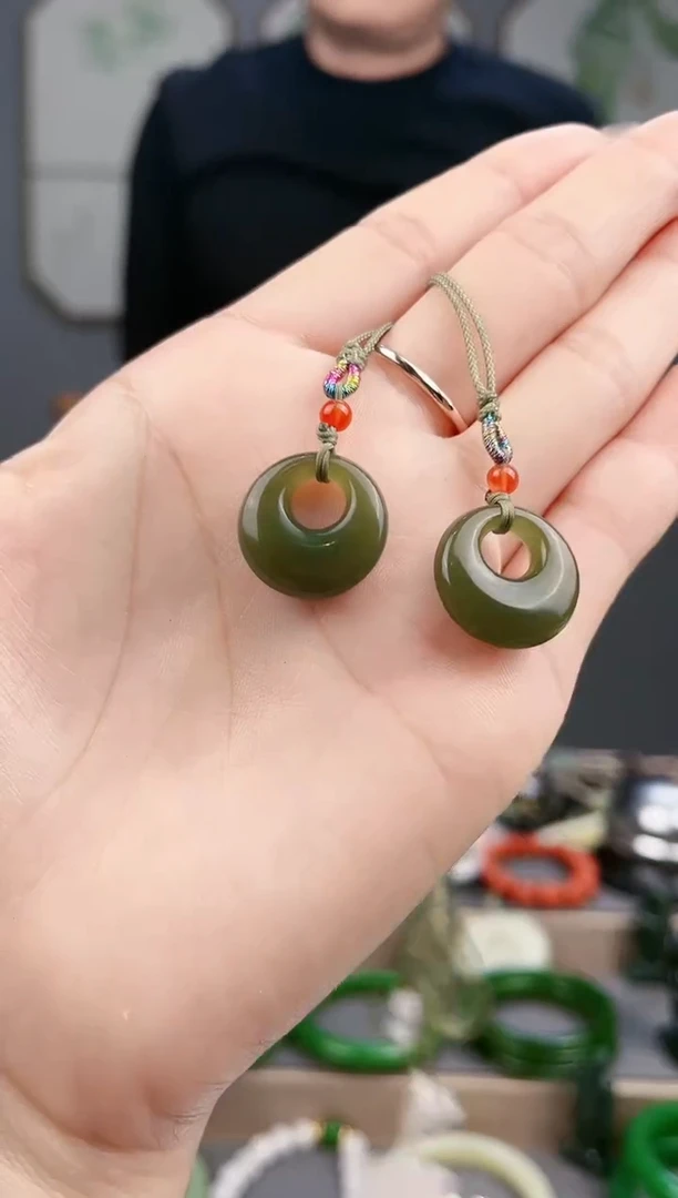 【闪购商品】和田玉颈饰未镶嵌AA多样性发货 拍一发一