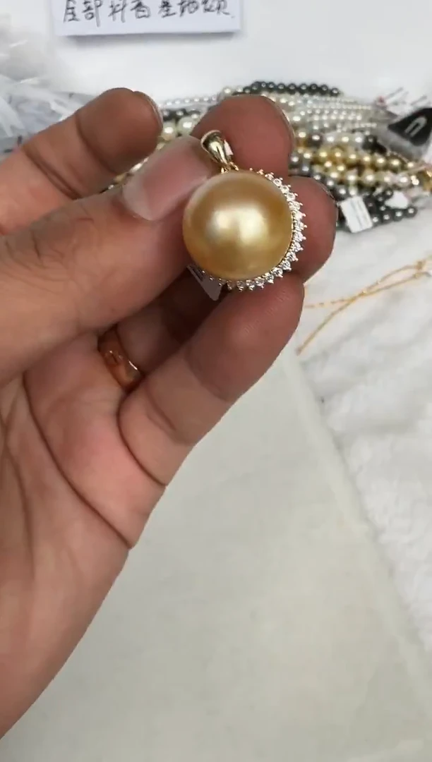 颈饰银S925镶嵌海水珍珠吊坠