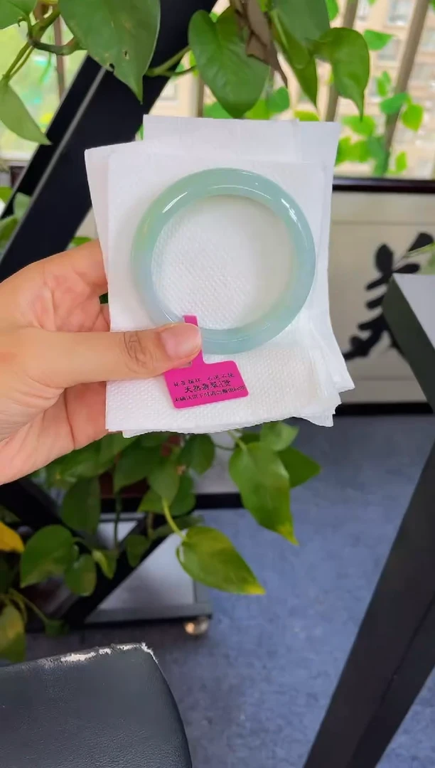 翡翠手镯未镶嵌212手镯57.4