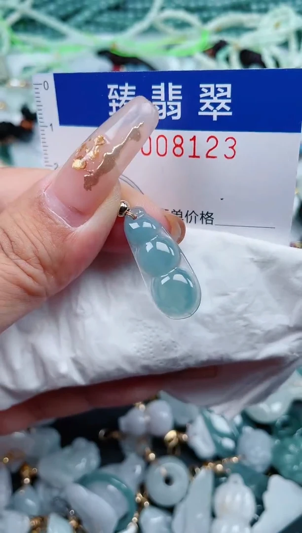 【闪购商品】翡翠颈饰未镶嵌.0008123