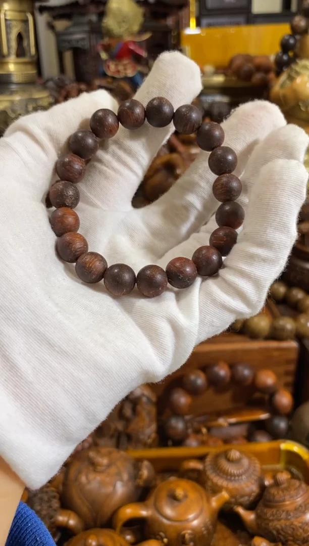 木中之王糖结红奇单圈手串1.0