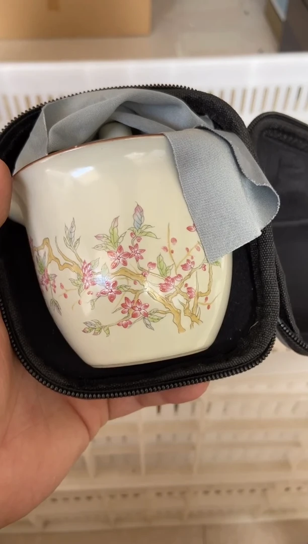 杯无运费险有瑕疵的摄影的产品有使用过的痕迹有点脏介意勿拍
