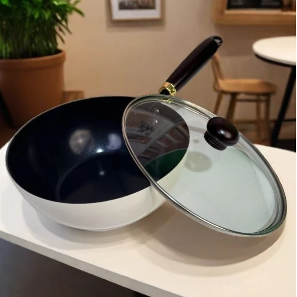 20CM钛锅陶瓷釉铁锅炒菜锅不粘锅无油烟家用燃气灶电磁炉专用厨具