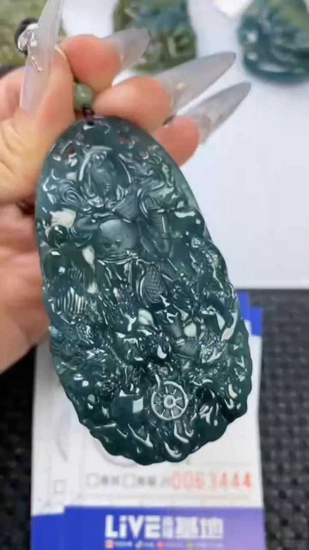 【闪购商品】翡翠颈饰未镶嵌111111111111111