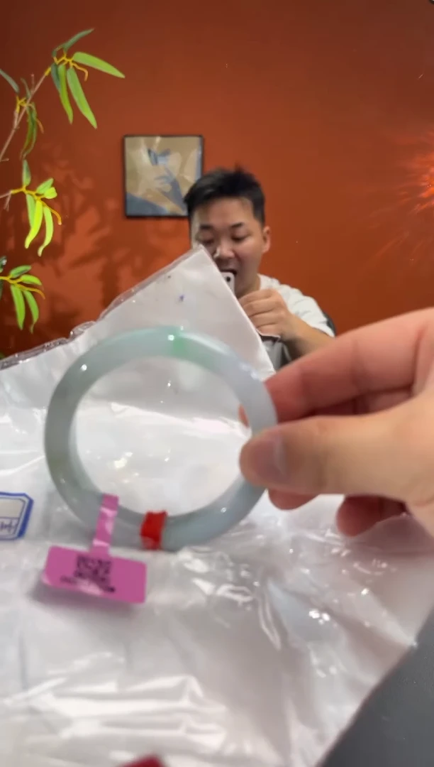 未镶嵌手镯翡翠翡翠手镯