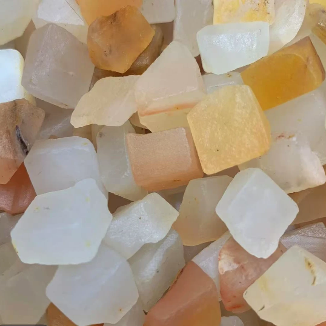 新疆三彩盆景石昆仑山料方解石玉（一物一拍）