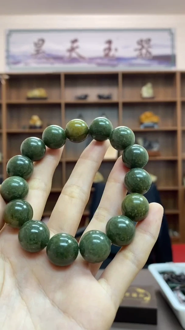 【闪购商品】岫岩河磨玉（透闪石质玉）手串未镶嵌卡16手串