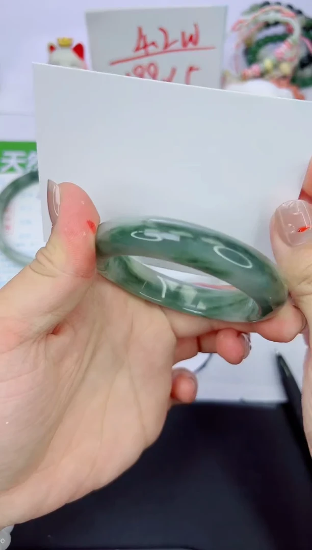 【闪购商品】石英质玉手镯未镶嵌301-54.3