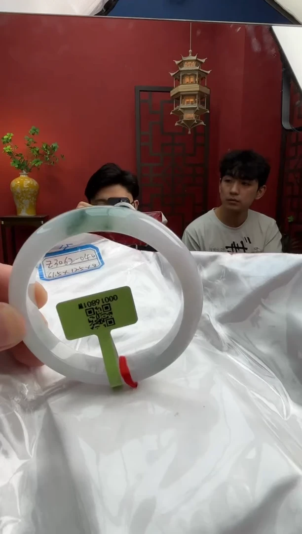 未镶嵌手镯翡翠翡翠手镯3