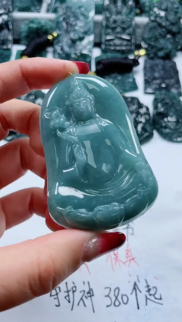 【闪购商品】翡翠颈饰未镶嵌