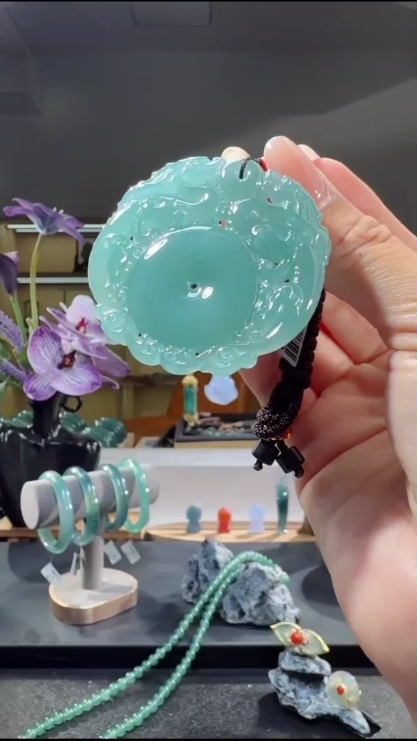 吊坠(不含链)未镶嵌翡翠平安扣