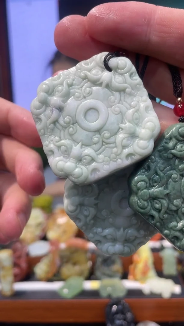 【闪购商品】岫玉吊坠未镶嵌多样性发货*拍一发