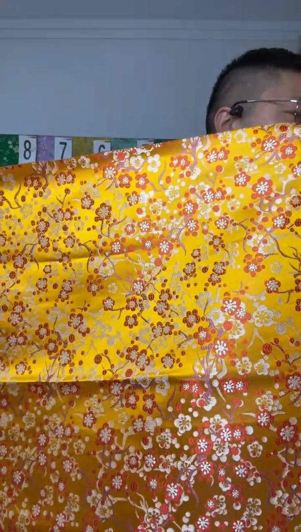 混纺织锦缎 幅宽 长度70.50