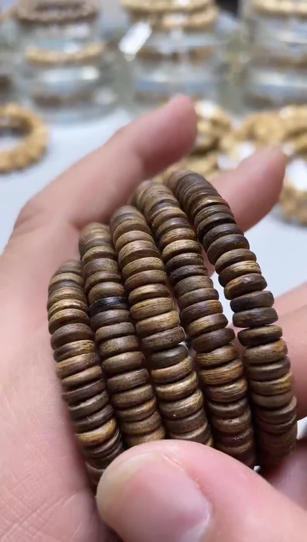 【闪购商品】沉香手串达拉干片片珠随型0.75单圈多样性发其一