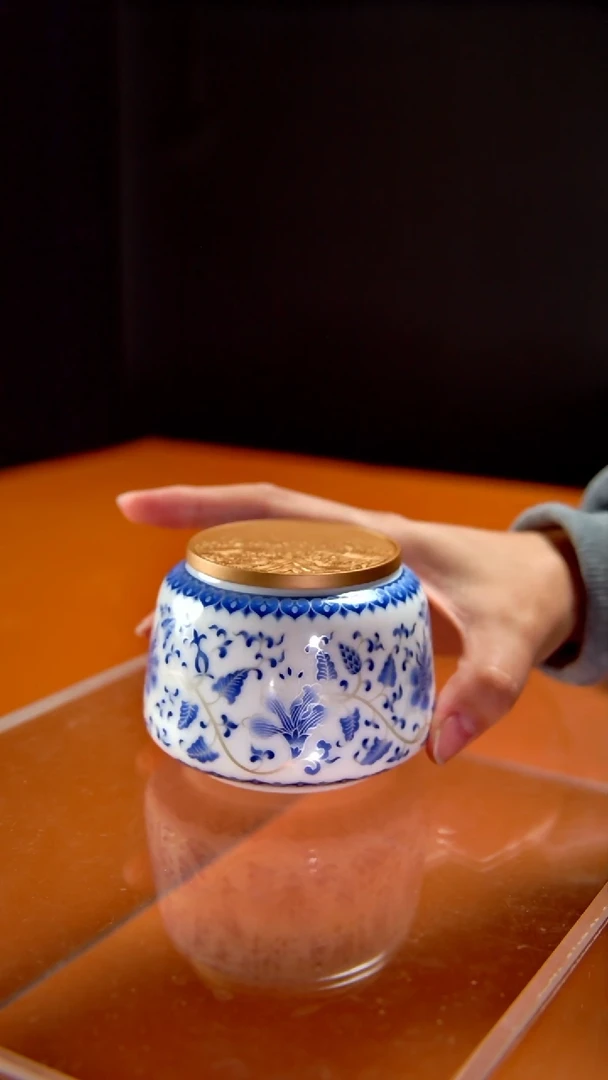 其他陶瓷《言泥陶瓷》新品描银缠枝莲小茶罐