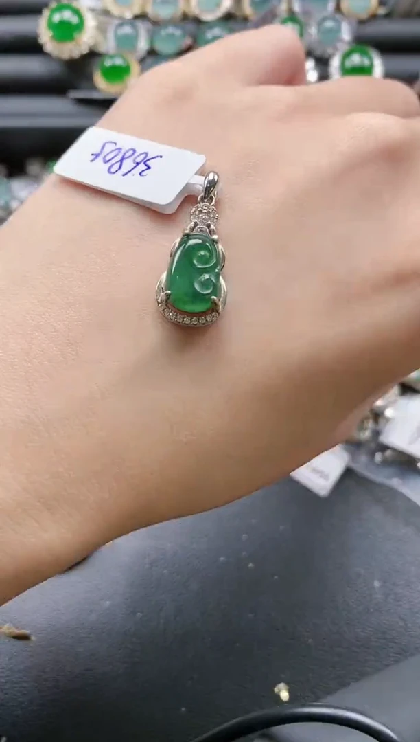 【闪购商品】翡翠戒指银S925镶嵌51511