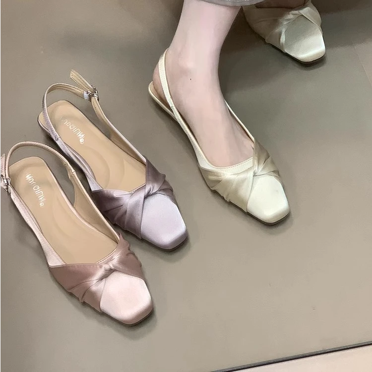 小香风蝴蝶结缎面拼接包头凉鞋女仙女风温柔后绊带单鞋气质百搭
