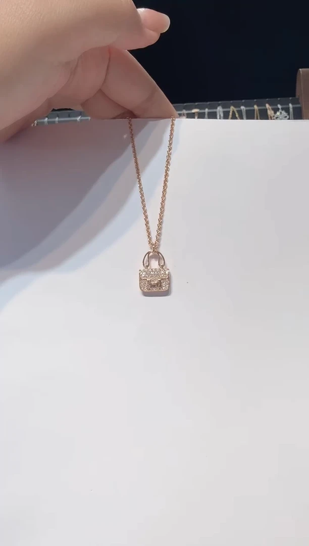 18K金镶嵌项链钻石包包项链