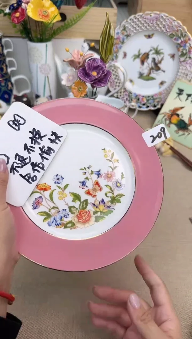 瓷片泡泡家的瓷器真好看